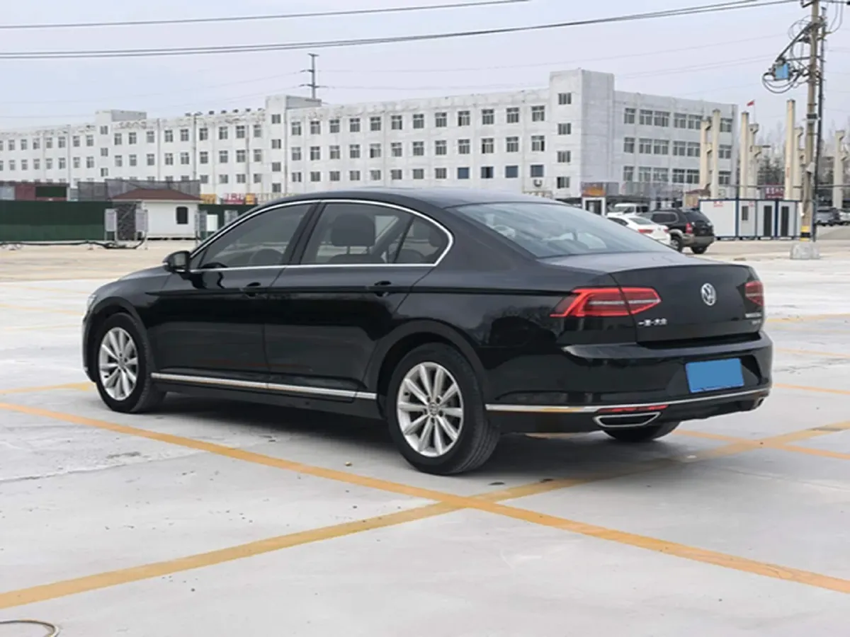 2019 Chevrolet Malibu XL 2.0T 241HP L4 9AT,autocango,china used car exporter,china ev exporter,chinese used car exporter,chinese used ev exporter