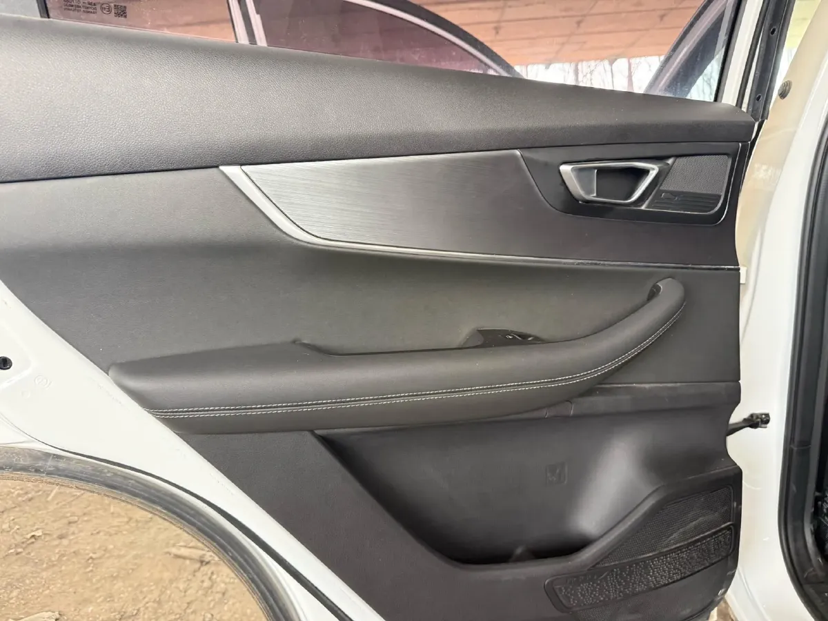 2021 Chery Tiggo 7 Plus 1.5T 156HP L4 CVT,autocango,china used car exporter,china ev exporter,chinese used car exporter,chinese used ev exporter