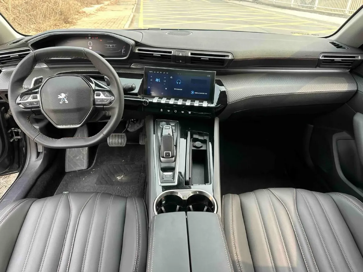 2022 Peugeot 508 1.8T 211HP L4 8AT,autocango,china used car exporter,china ev exporter,chinese used car exporter,chinese used ev exporter