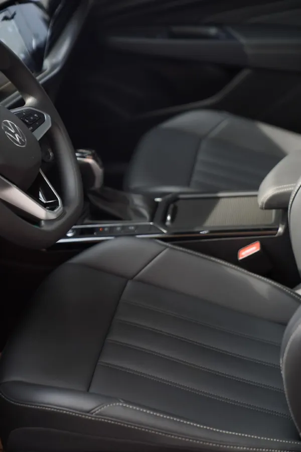 2024 Volkswagen Passat 1.4T 150HP L4 7DCT,autocango,china used car exporter,china ev exporter,chinese used car exporter,chinese used ev exporter