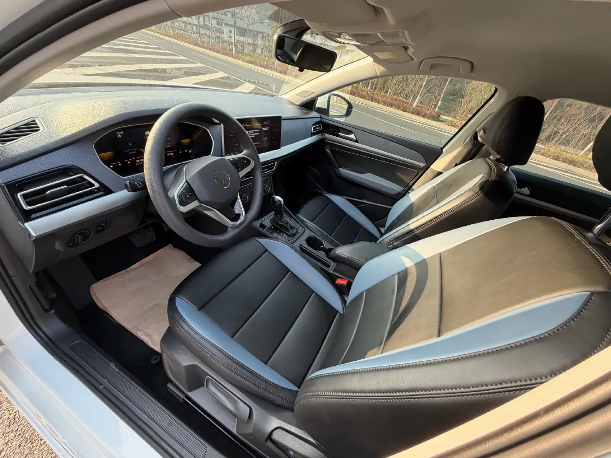 2024 Volkswagen Lavida 1.5L 110HP L4 6AT,autocango,china used car exporter,china ev exporter,chinese used car exporter,chinese used ev exporter