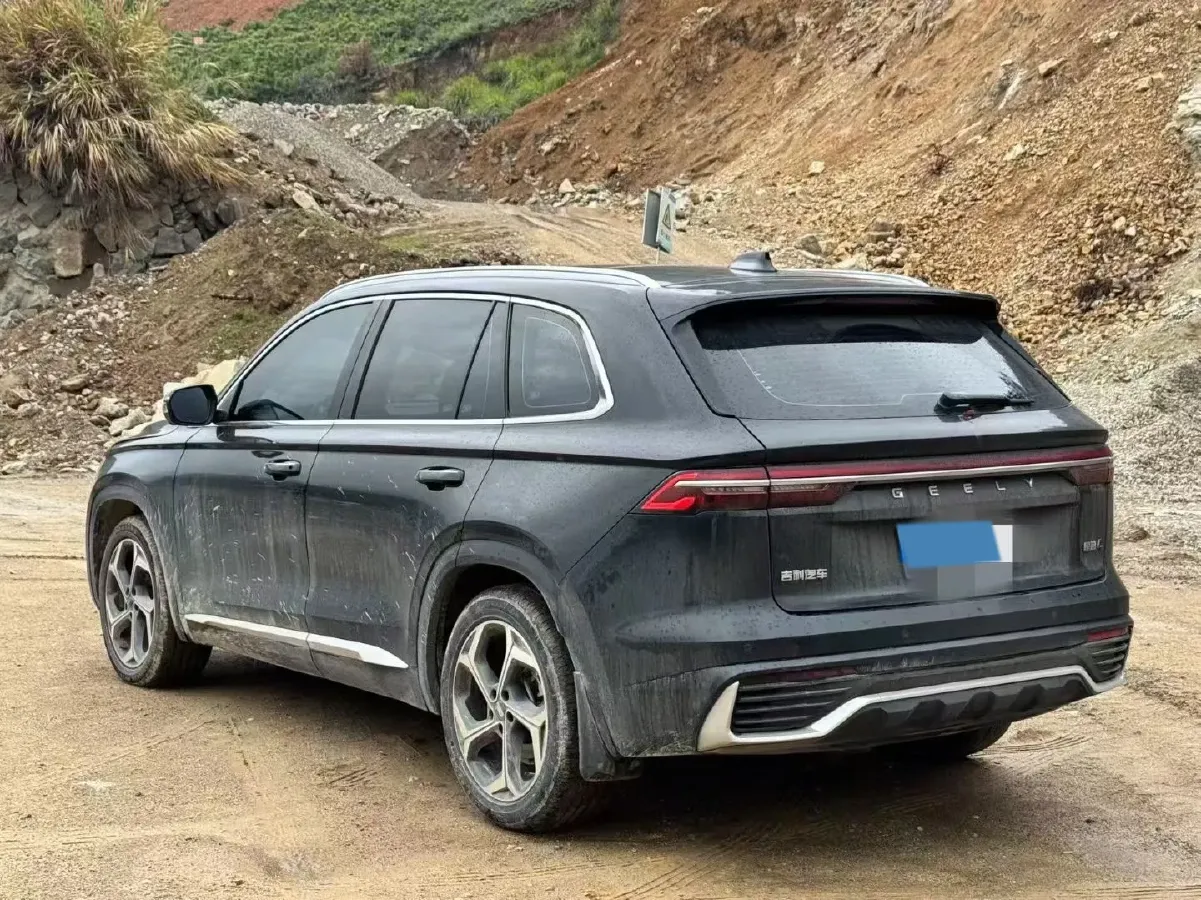 2021 Geely Monjaro 2.0T 218HP L4 7DCT,autocango,china used car exporter,china ev exporter,chinese used car exporter,chinese used ev exporter