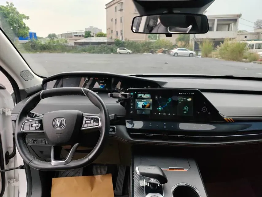 2021 ChangAn UNI-K 2.0T 233HP L4 8AT,autocango,china used car exporter,china ev exporter,chinese used car exporter,chinese used ev exporter