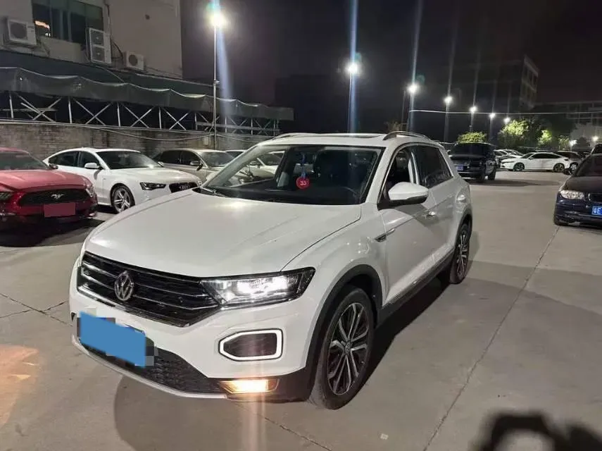 2021 Volkswagen T-Roc 1.4T 150HP L4 7DCT,autocango,china used car exporter,china ev exporter,chinese used car exporter,chinese used ev exporter