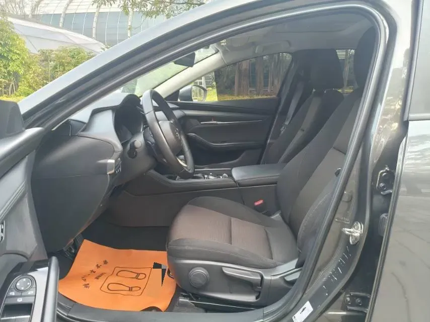 2021 Mazda 3 Axela 2.0L 158HP L4 6AT,autocango,china used car exporter,china ev exporter,chinese used car exporter,chinese used ev exporter