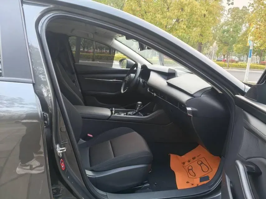 2021 Mazda 3 Axela 2.0L 158HP L4 6AT,autocango,china used car exporter,china ev exporter,chinese used car exporter,chinese used ev exporter
