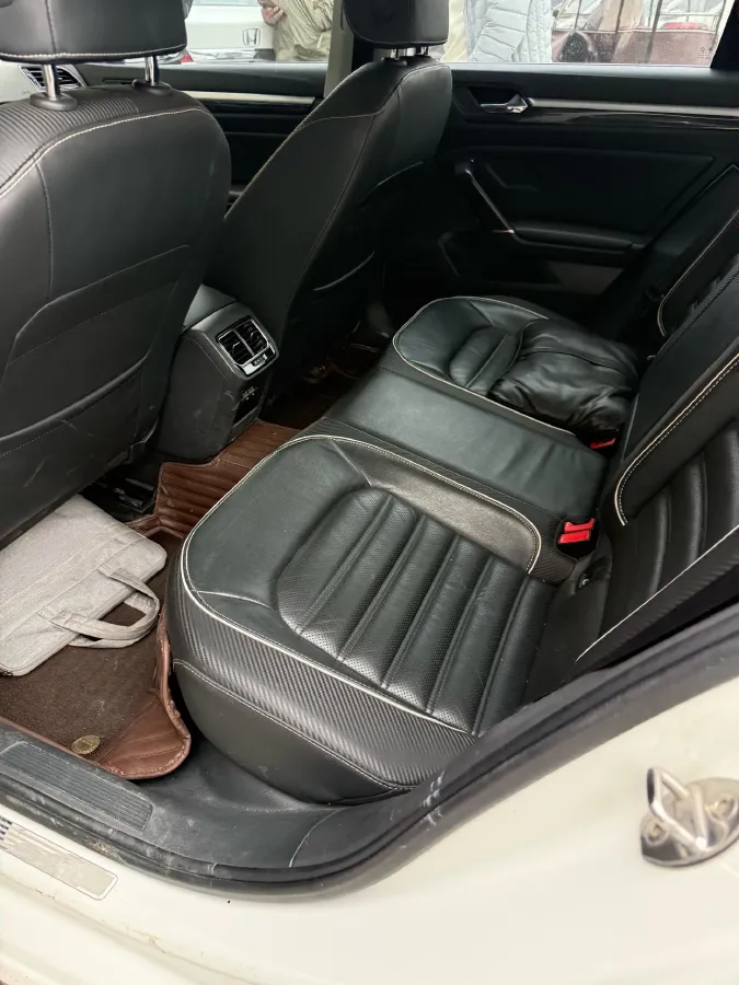 2019 Volkswagen Tayron 2.0T 186HP L4 7DCT,autocango,china used car exporter,china ev exporter,chinese used car exporter,chinese used ev exporter