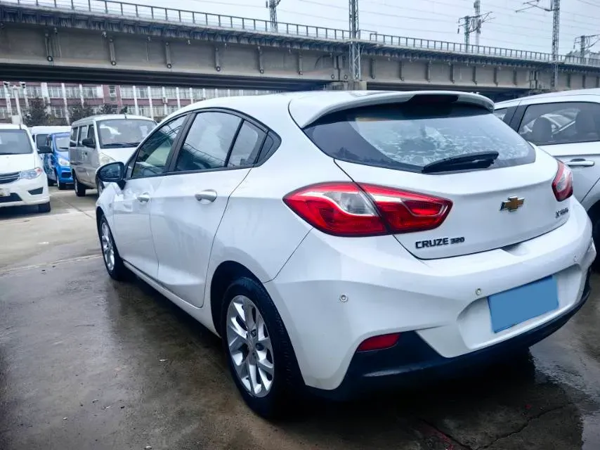 2018 Chevrolet Cruze 1.5L 114HP L4 6AT,autocango,china used car exporter,china ev exporter,chinese used car exporter,chinese used ev exporter