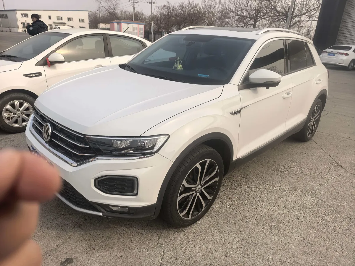 2020 Volkswagen T-Roc 1.4T 150HP L4 7DCT,autocango,china used car exporter,china ev exporter,chinese used car exporter,chinese used ev exporter