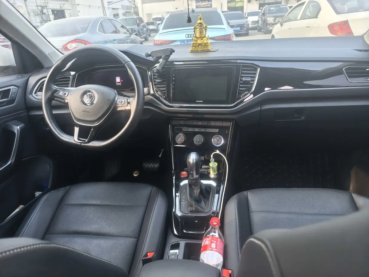 2020 Volkswagen T-Roc 1.4T 150HP L4 7DCT,autocango,china used car exporter,china ev exporter,chinese used car exporter,chinese used ev exporter