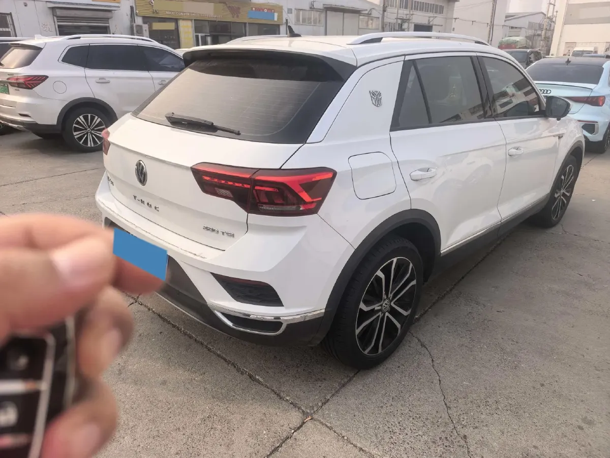 2020 Volkswagen T-Roc 1.4T 150HP L4 7DCT,autocango,china used car exporter,china ev exporter,chinese used car exporter,chinese used ev exporter