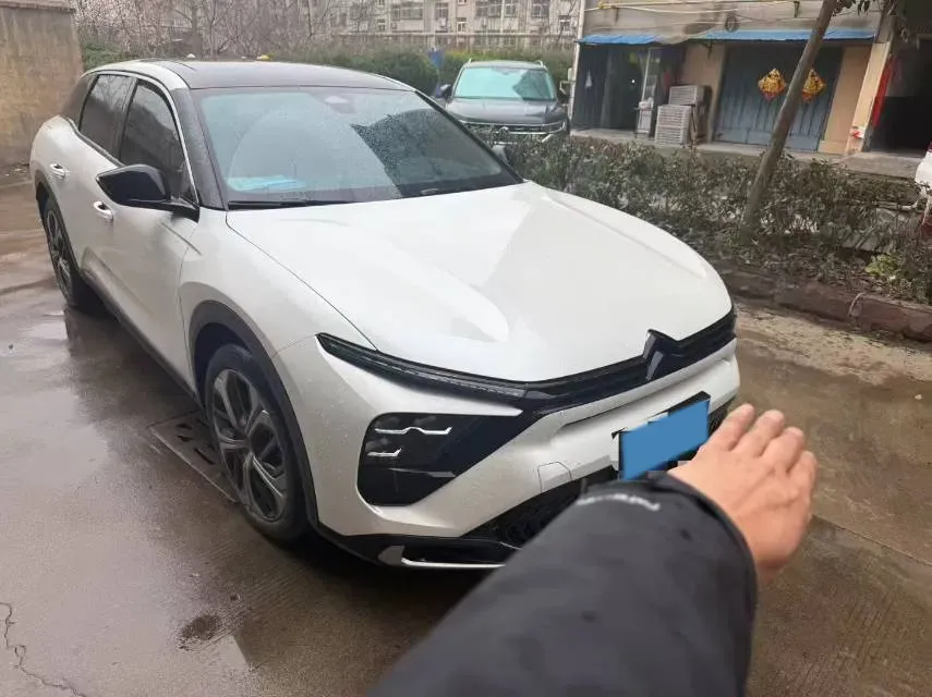 2022 Citroen C5 X 1.6T 175HP L4 8AT,autocango,china used car exporter,china ev exporter,chinese used car exporter,chinese used ev exporter
