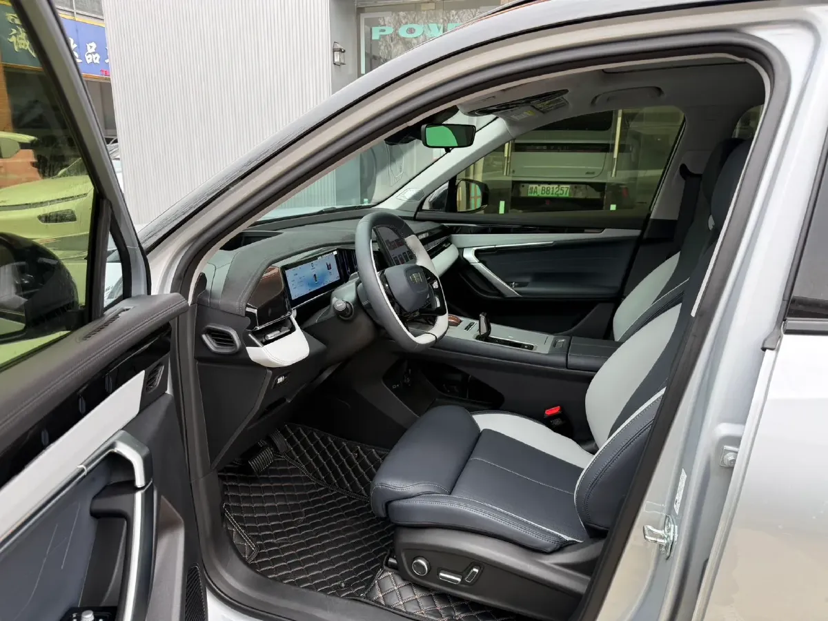 2024 Geely StarRay 1.5T 181HP L4 7DCT,autocango,china used car exporter,china ev exporter,chinese used car exporter,chinese used ev exporter