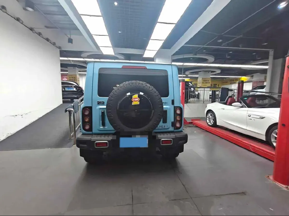 2025 212 212 T01 2.0T 252HP L4 8AT,autocango,china used car exporter,china ev exporter,chinese used car exporter,chinese used ev exporter