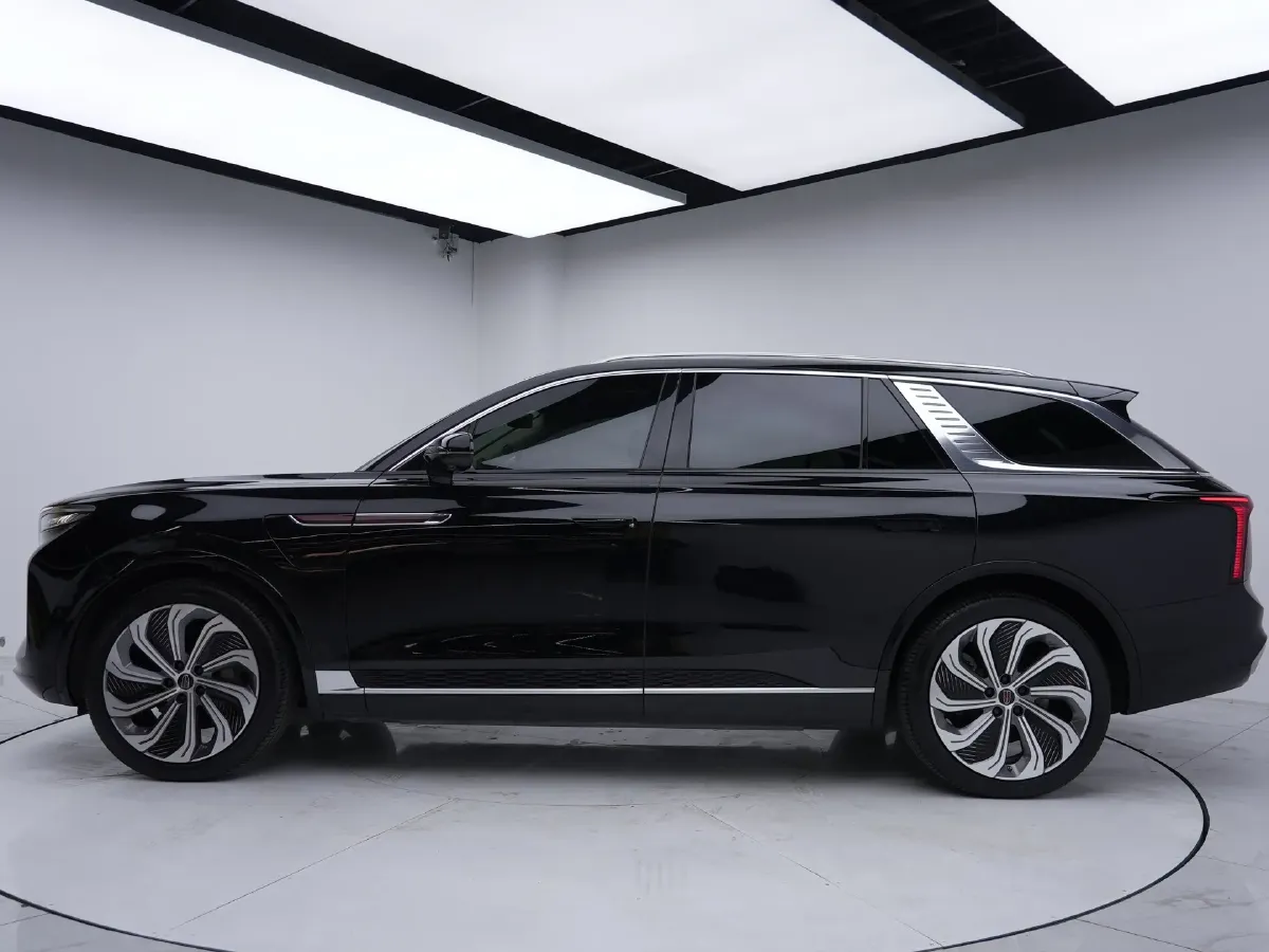 2022 HongQi E-HS9 BEV 120KWH,autocango,china used car exporter,china ev exporter,chinese used car exporter,chinese used ev exporter