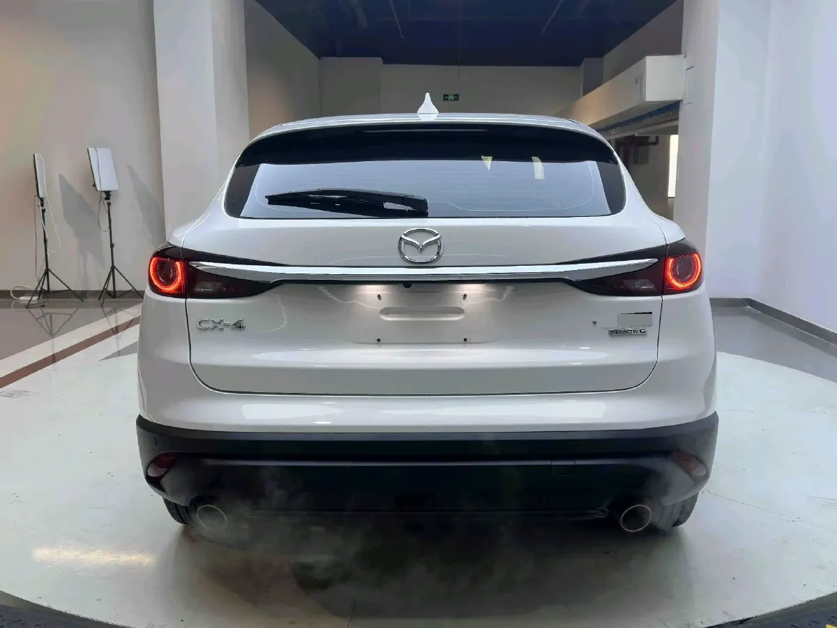 2021 Mazda CX-4 2.0L 158HP L4 6AT,autocango,china used car exporter,china ev exporter,chinese used car exporter,chinese used ev exporter