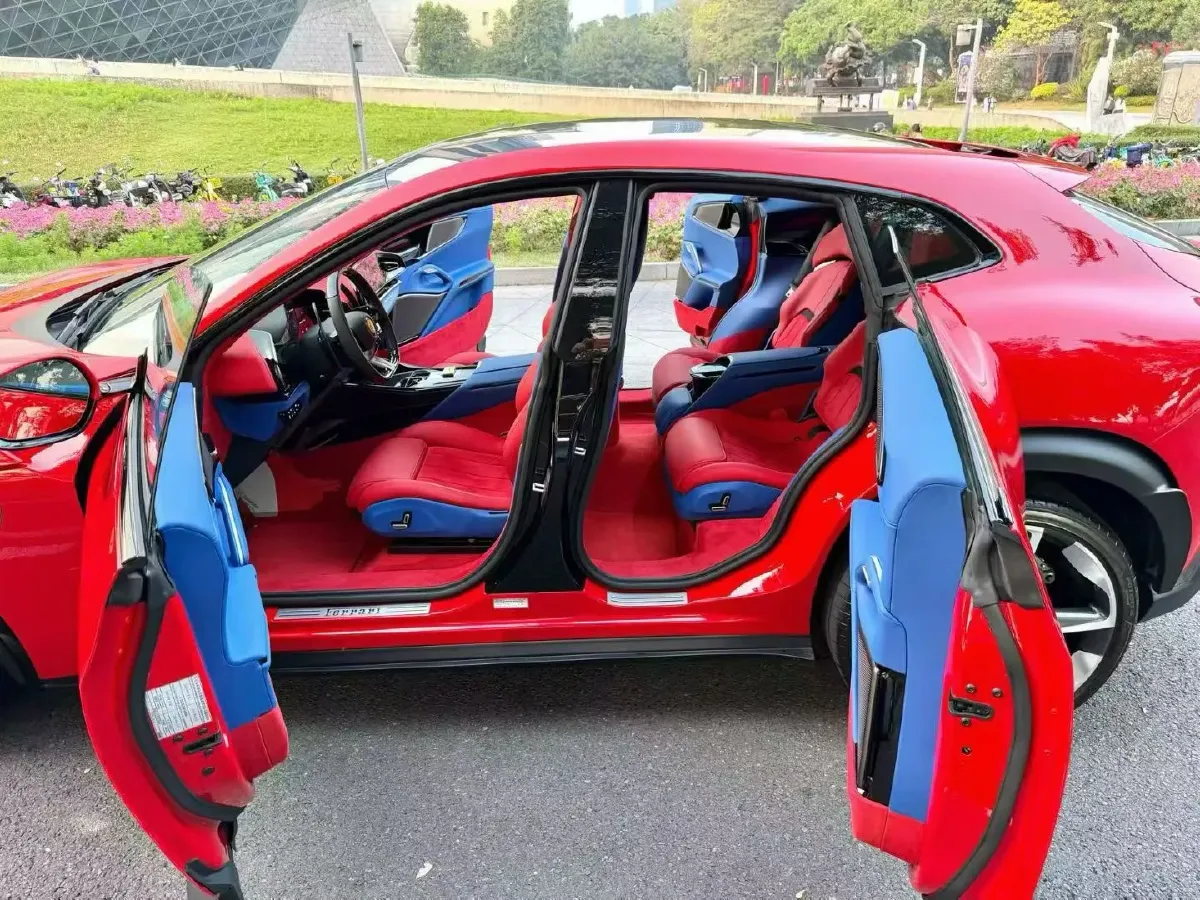 2023 Ferrari Purosangue 6.5L 725HP V12 8DCT,autocango,china used car exporter,china ev exporter,chinese used car exporter,chinese used ev exporter