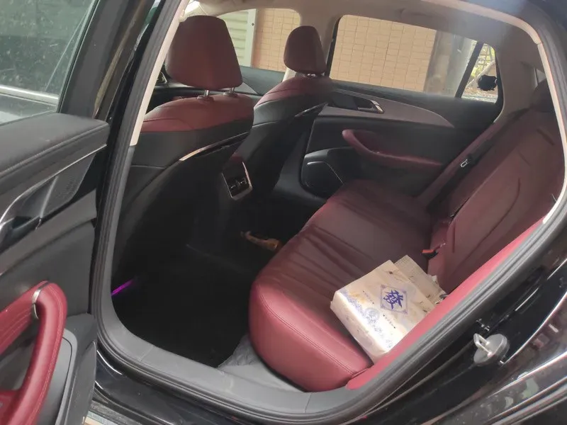 2023 HongQi H5 1.5T 169HP L4 7DCT,autocango,china used car exporter,china ev exporter,chinese used car exporter,chinese used ev exporter