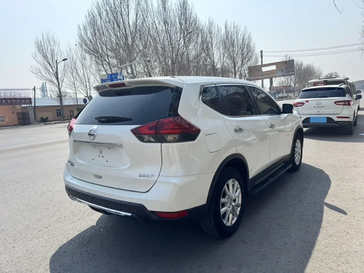 2022 Nissan X-Trail 2.0L 151HP L4 CVT,autocango,china used car exporter,china ev exporter,chinese used car exporter,chinese used ev exporter