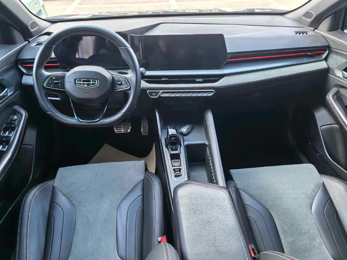 2022 Geely Binray 1.5T 181HP L4 7DCT,autocango,china used car exporter,china ev exporter,chinese used car exporter,chinese used ev exporter