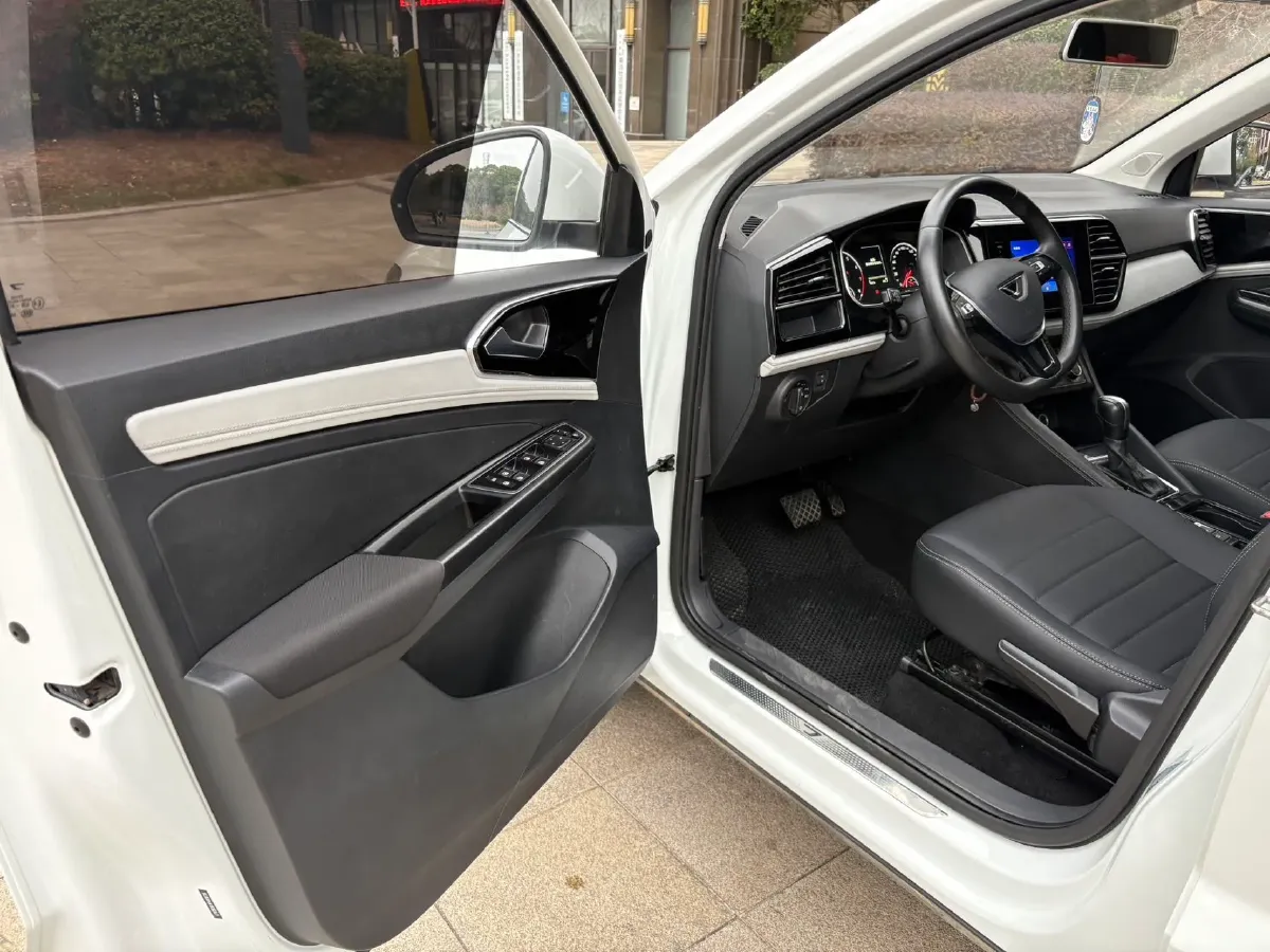 2022 Jetta VS7 1.4T 150HP L4 6AT,autocango,china used car exporter,china ev exporter,chinese used car exporter,chinese used ev exporter