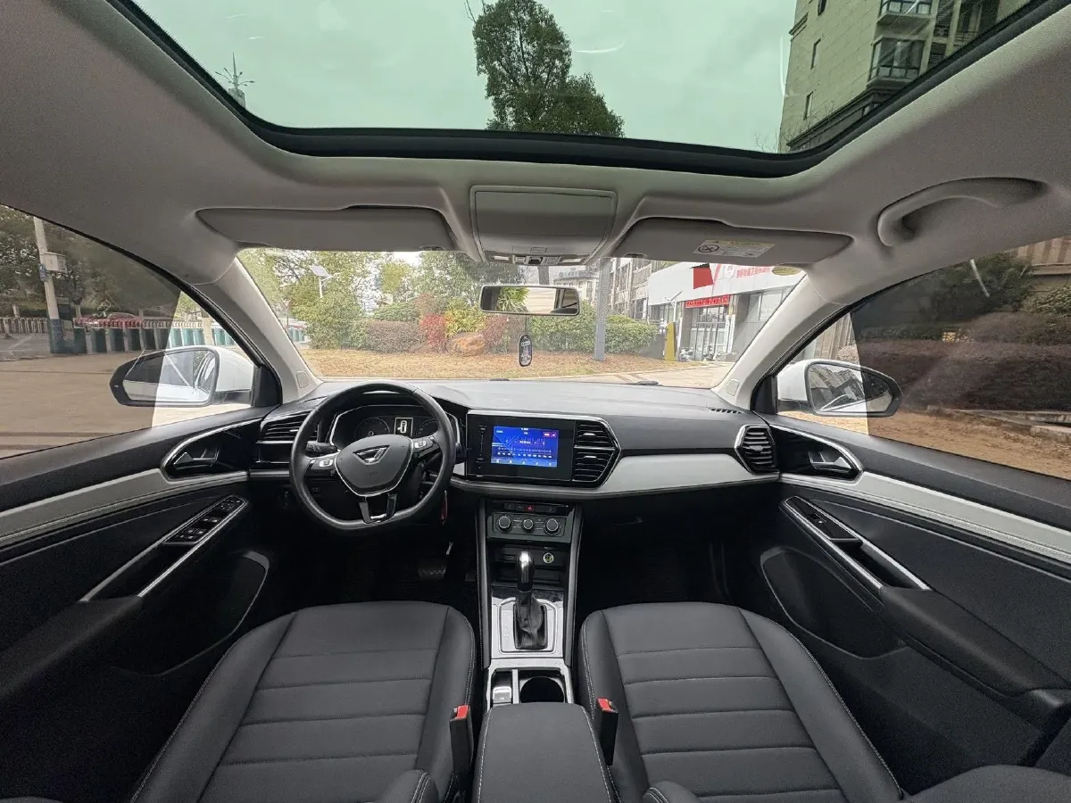 2022 Jetta VS7 1.4T 150HP L4 6AT,autocango,china used car exporter,china ev exporter,chinese used car exporter,chinese used ev exporter