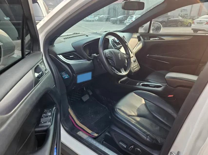2019 Lincoln MKC 2.0T 203HP L4 6AT,autocango,china used car exporter,china ev exporter,chinese used car exporter,chinese used ev exporter