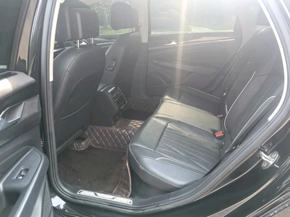 2022 Volkswagen Passat 2.0T 186HP L4 7DCT,autocango,china used car exporter,china ev exporter,chinese used car exporter,chinese used ev exporter