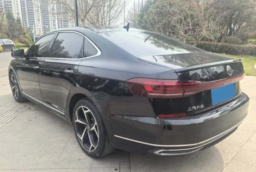 2022 Volkswagen Passat 2.0T 186HP L4 7DCT,autocango,china used car exporter,china ev exporter,chinese used car exporter,chinese used ev exporter