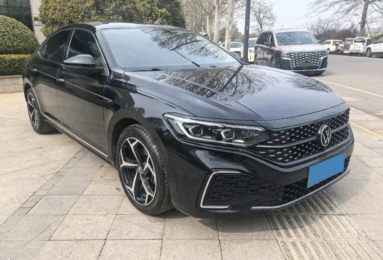 2022 Volkswagen Passat 2.0T 186HP L4 7DCT,autocango,china used car exporter,china ev exporter,chinese used car exporter,chinese used ev exporter