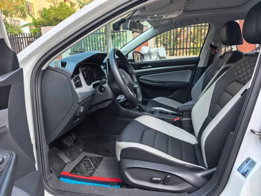 2023 Volkswagen Bora 1.5T 160HP L4 7DCT,autocango,china used car exporter,china ev exporter,chinese used car exporter,chinese used ev exporter