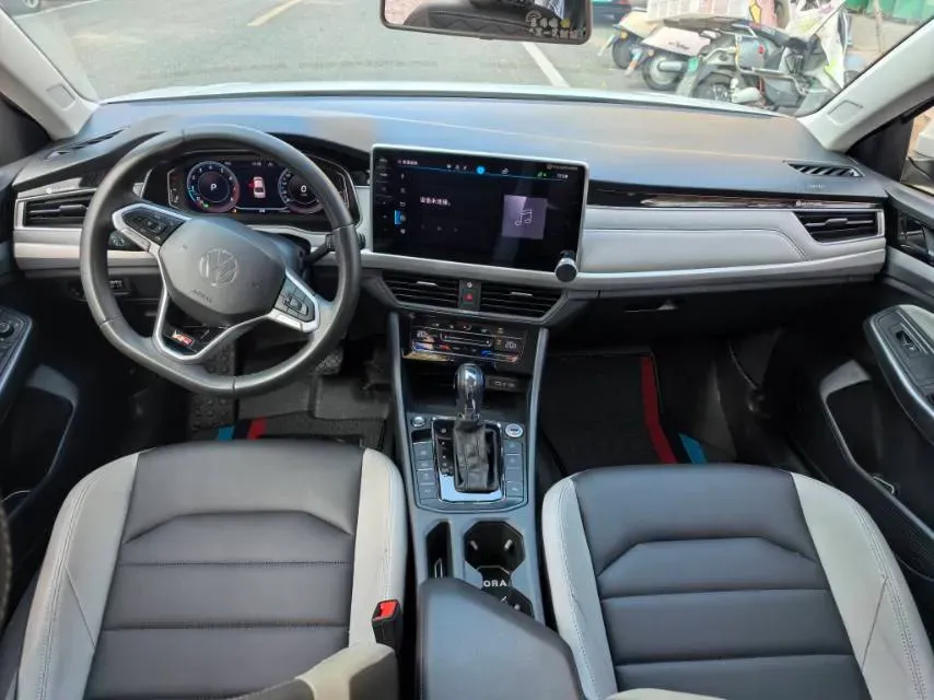 2023 Volkswagen Bora 1.5T 160HP L4 7DCT,autocango,china used car exporter,china ev exporter,chinese used car exporter,chinese used ev exporter