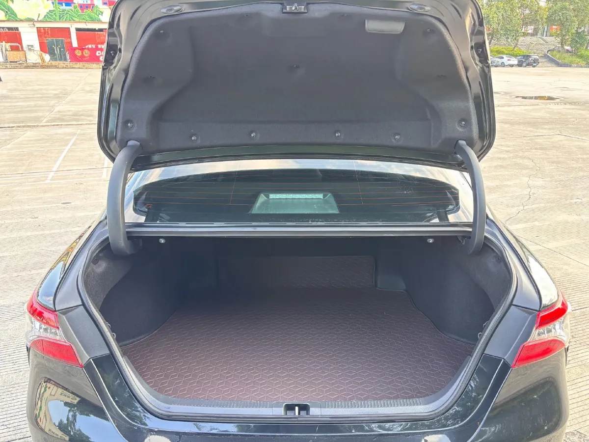 2022 Toyota Camry 2.0L 178HP L4 CVT,autocango,china used car exporter,china ev exporter,chinese used car exporter,chinese used ev exporter