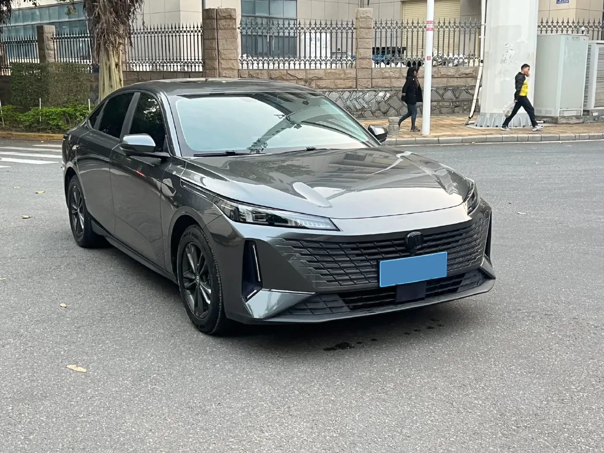 2023 ChangAn Lamore 1.5T 170HP L4 7DCT,autocango,china used car exporter,china ev exporter,chinese used car exporter,chinese used ev exporter