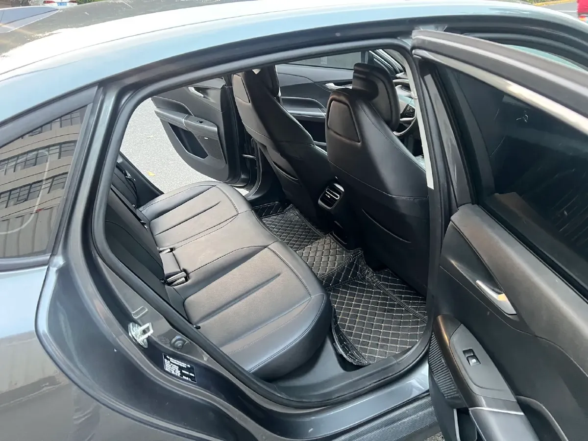 2023 ChangAn Lamore 1.5T 170HP L4 7DCT,autocango,china used car exporter,china ev exporter,chinese used car exporter,chinese used ev exporter