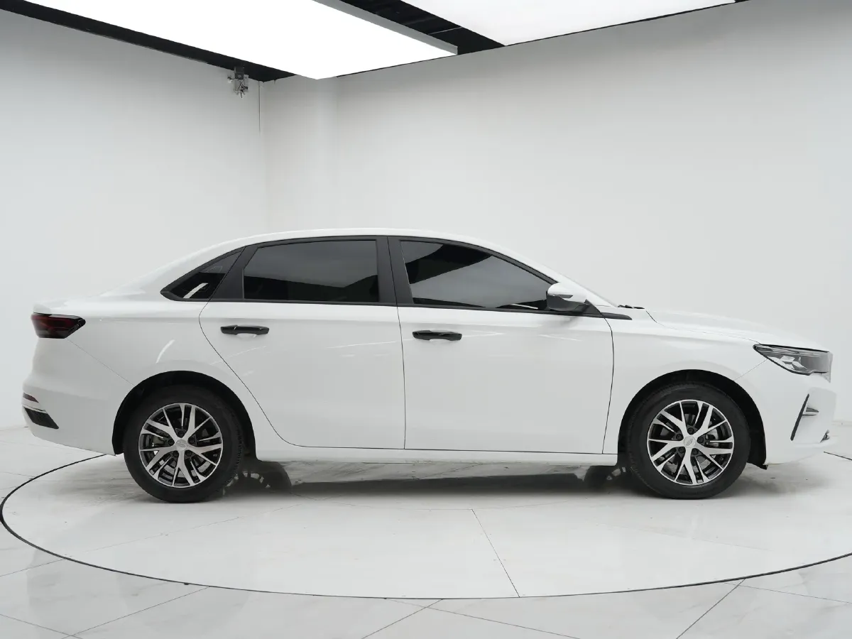 2025 Geely Emgrand 1.5L 127HP L4 CVT,autocango,china used car exporter,china ev exporter,chinese used car exporter,chinese used ev exporter