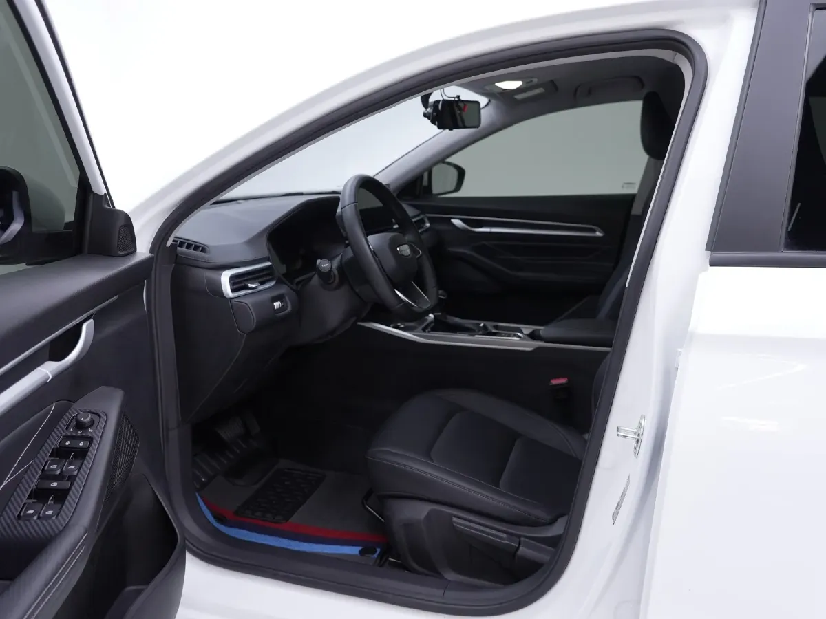 2025 Geely Emgrand 1.5L 127HP L4 CVT,autocango,china used car exporter,china ev exporter,chinese used car exporter,chinese used ev exporter