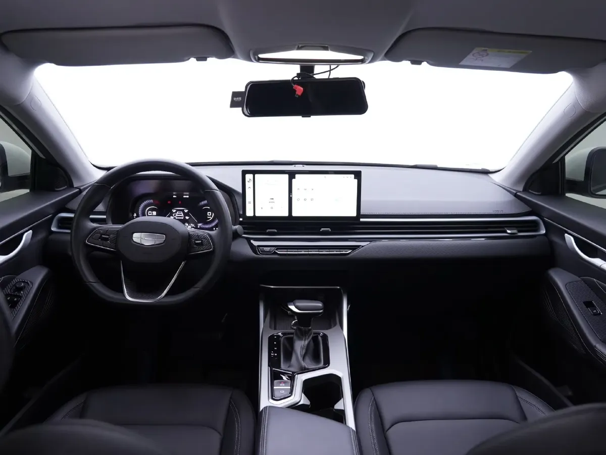 2025 Geely Emgrand 1.5L 127HP L4 CVT,autocango,china used car exporter,china ev exporter,chinese used car exporter,chinese used ev exporter