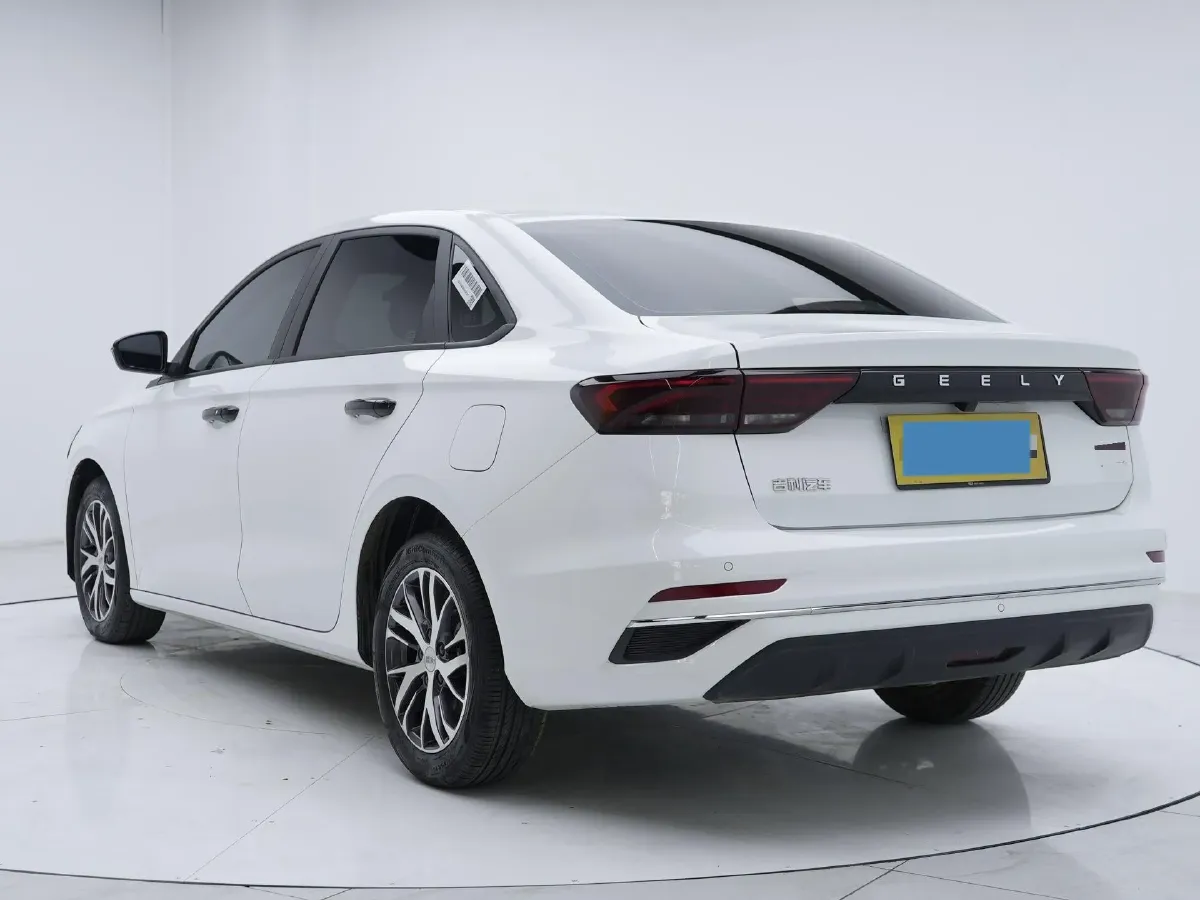 2025 Geely Emgrand 1.5L 127HP L4 CVT,autocango,china used car exporter,china ev exporter,chinese used car exporter,chinese used ev exporter