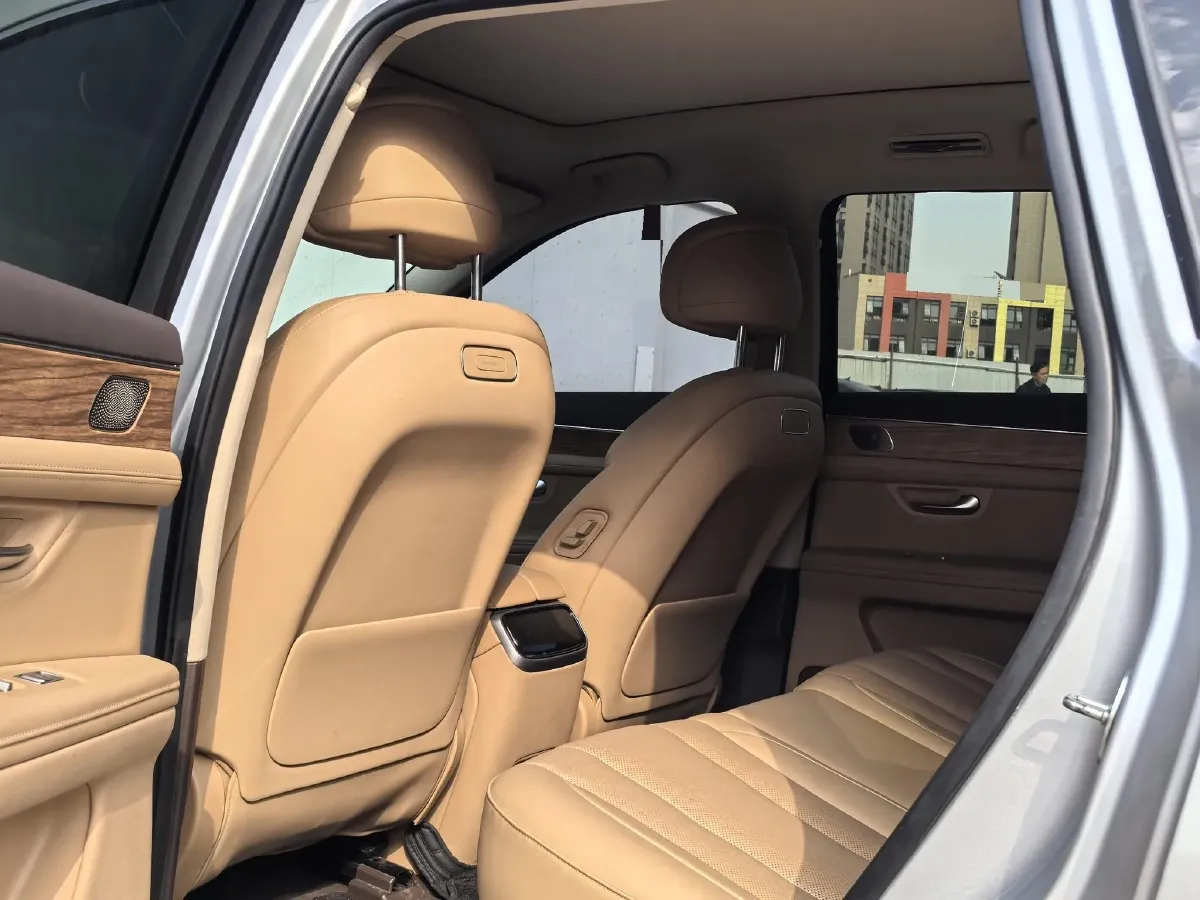 2024 AITO AITO M7 1.5T 152HP L4 REEV 40KWH,autocango,china used car exporter,china ev exporter,chinese used car exporter,chinese used ev exporter