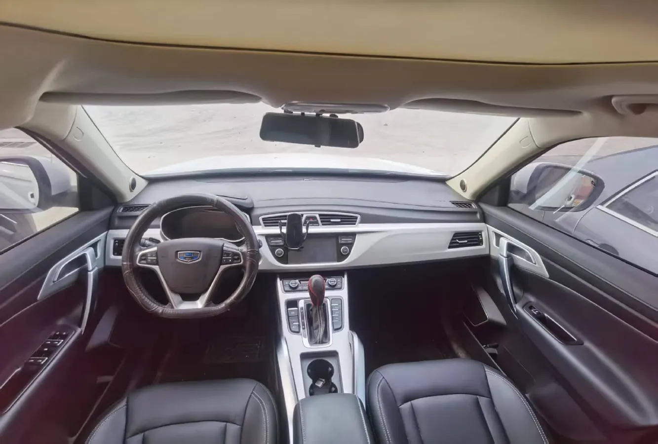 2018 Geely Azkarra 1.8T 184HP L4 6AT,autocango,china used car exporter,china ev exporter,chinese used car exporter,chinese used ev exporter