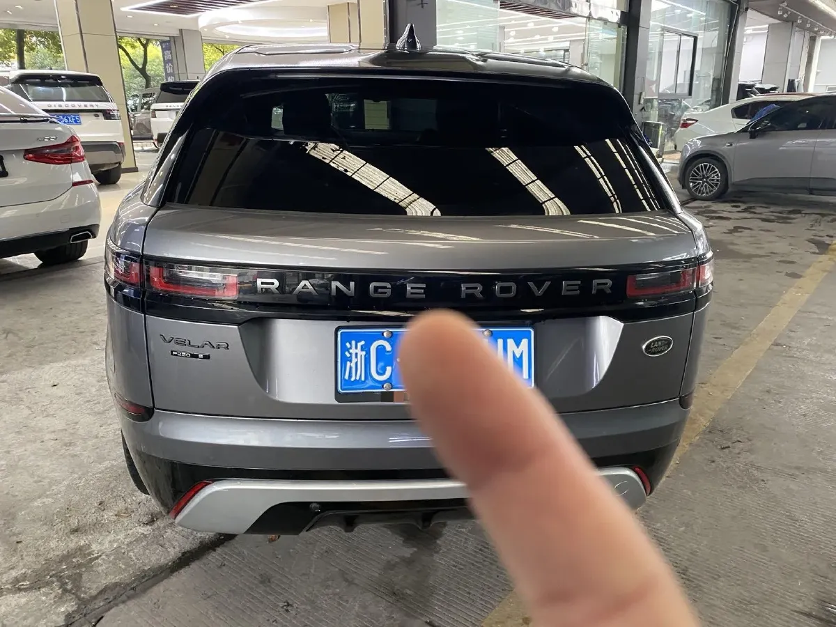 2020 Land Rover Range Rover Velar 2.0T 250HP L4 8AT,autocango,china used car exporter,china ev exporter,chinese used car exporter,chinese used ev exporter
