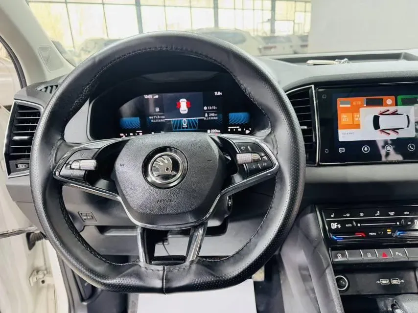 2022 Skoda Karoq 1.4T 150HP L4 7DCT,autocango,china used car exporter,china ev exporter,chinese used car exporter,chinese used ev exporter