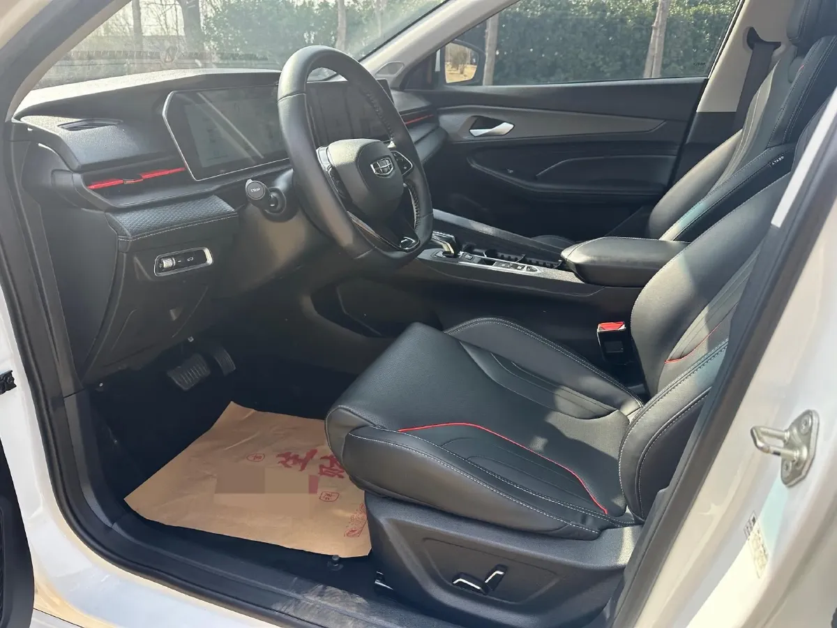 2022 Geely Binray 1.5T 181HP L4 7DCT,autocango,china used car exporter,china ev exporter,chinese used car exporter,chinese used ev exporter