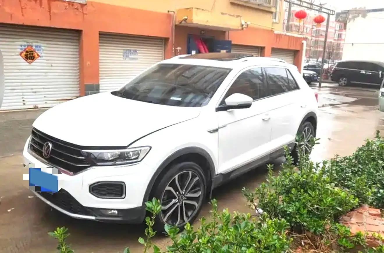 2021 Volkswagen T-Roc 1.4T 150HP L4 7DCT,autocango,china used car exporter,china ev exporter,chinese used car exporter,chinese used ev exporter