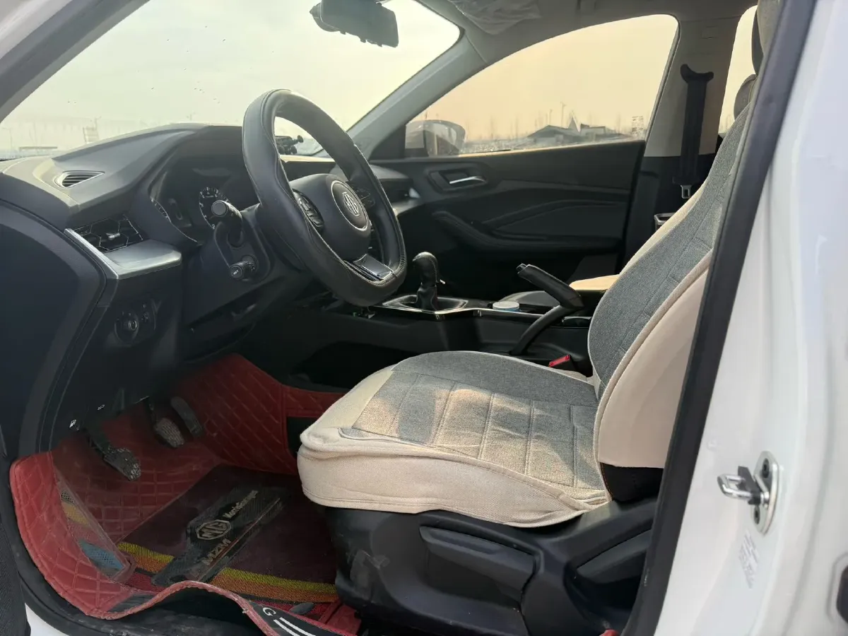 2023 MG 5 1.5L 129HP L4 5MT,autocango,china used car exporter,china ev exporter,chinese used car exporter,chinese used ev exporter