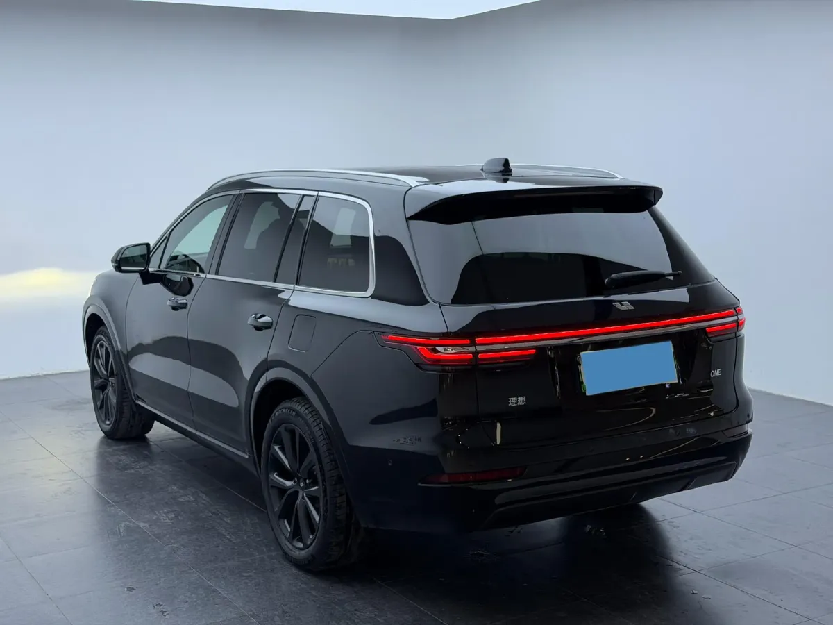 2021 Li ONE Range Extended 131HP REEV 40.5KWH,autocango,china used car exporter,china ev exporter,chinese used car exporter,chinese used ev exporter