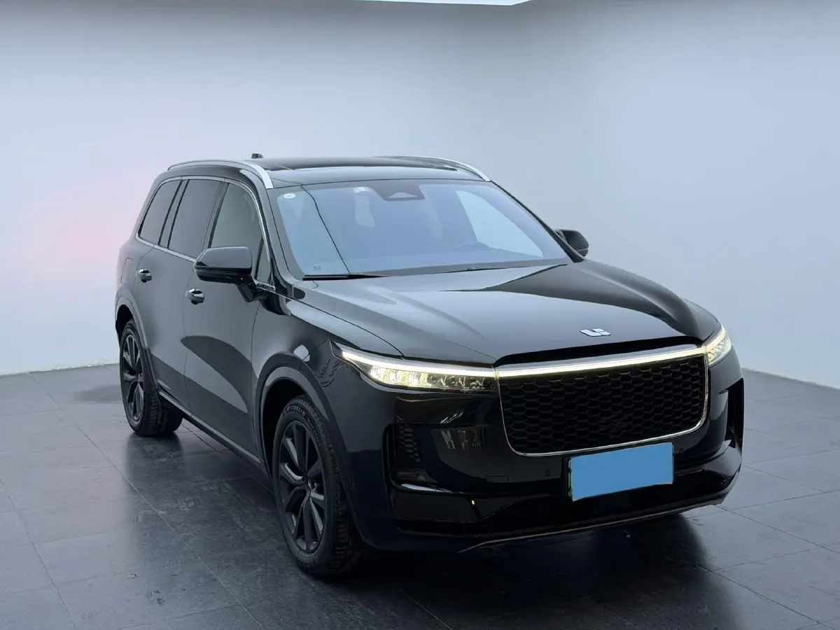2021 Li ONE Range Extended 131HP REEV 40.5KWH,autocango,china used car exporter,china ev exporter,chinese used car exporter,chinese used ev exporter