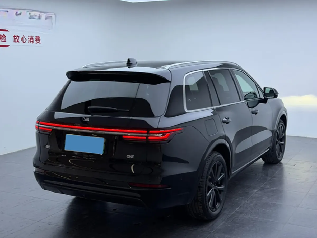 2021 Li ONE Range Extended 131HP REEV 40.5KWH,autocango,china used car exporter,china ev exporter,chinese used car exporter,chinese used ev exporter
