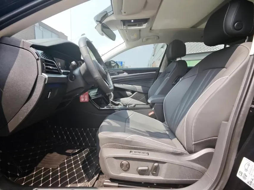 2024 Volkswagen Passat 2.0T 220HP L4 7DCT,autocango,china used car exporter,china ev exporter,chinese used car exporter,chinese used ev exporter